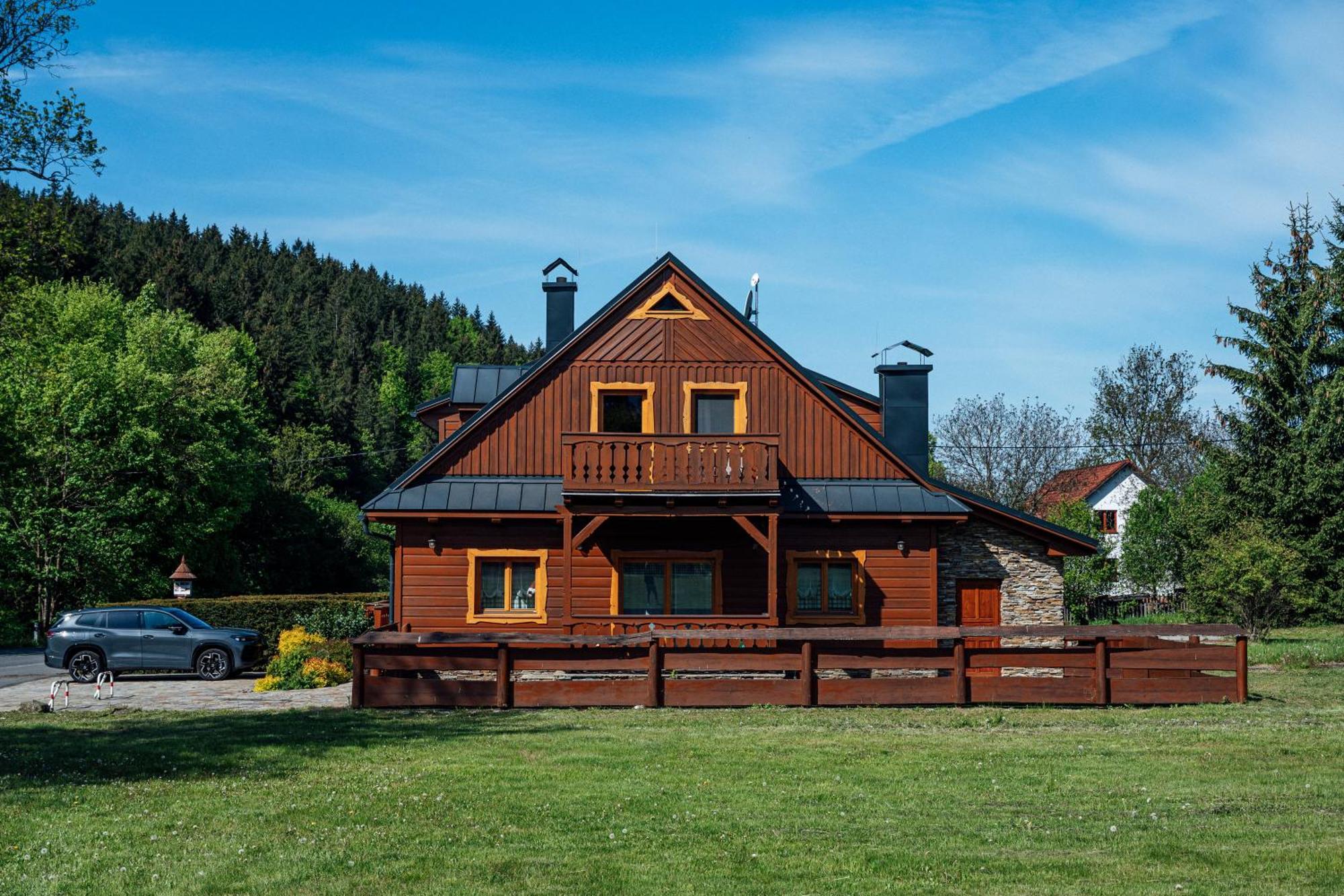 Ferienwohnung Pod Milonovou Velké Karlovice Exterior foto