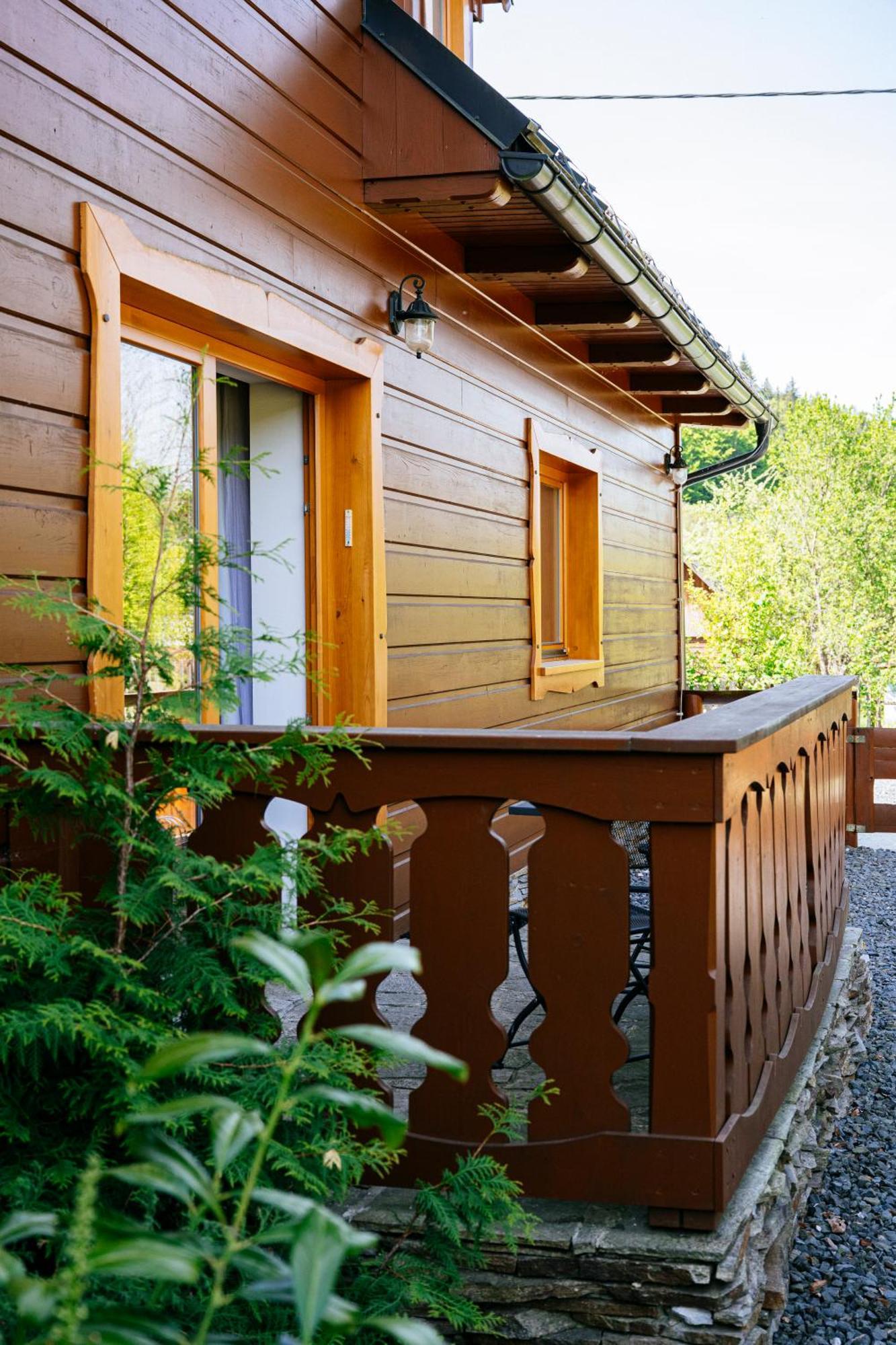 Ferienwohnung Pod Milonovou Velké Karlovice Exterior foto